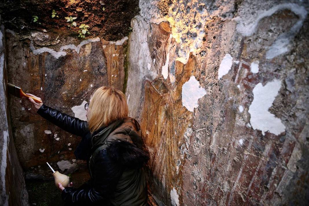 Papa Francis, o kentte keşfedilen Hz. İsa'nın freskini görmek için geliyor! Turistlerin ziyaretine açıldı, büyük ilgi var 7